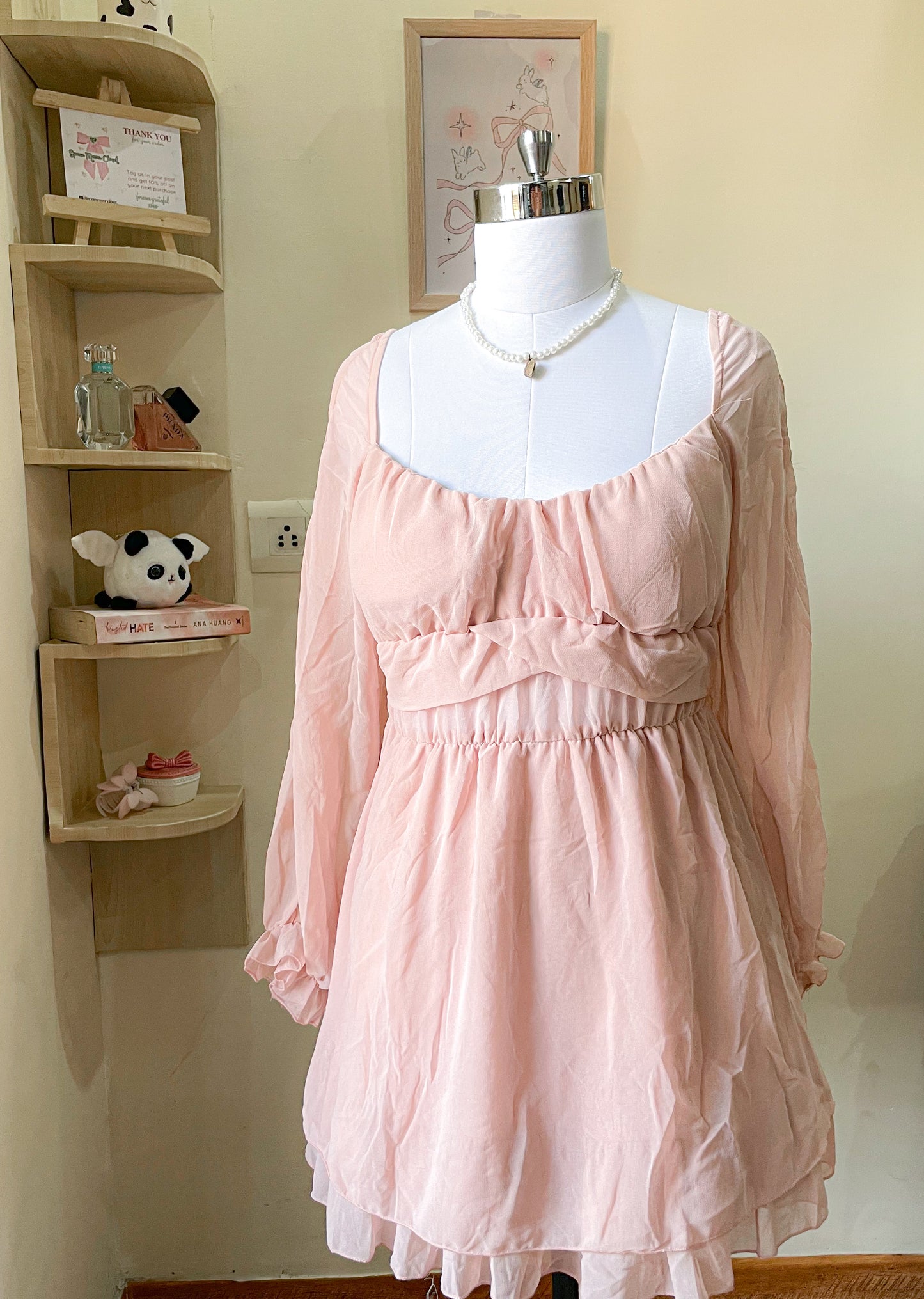 pink dress