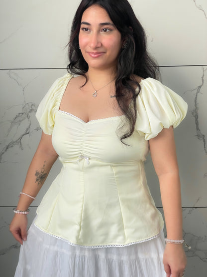 belle tops