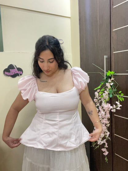 belle tops
